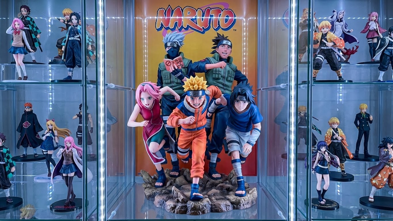 Collector's Dream: Dynamic Anime Figure Showcase